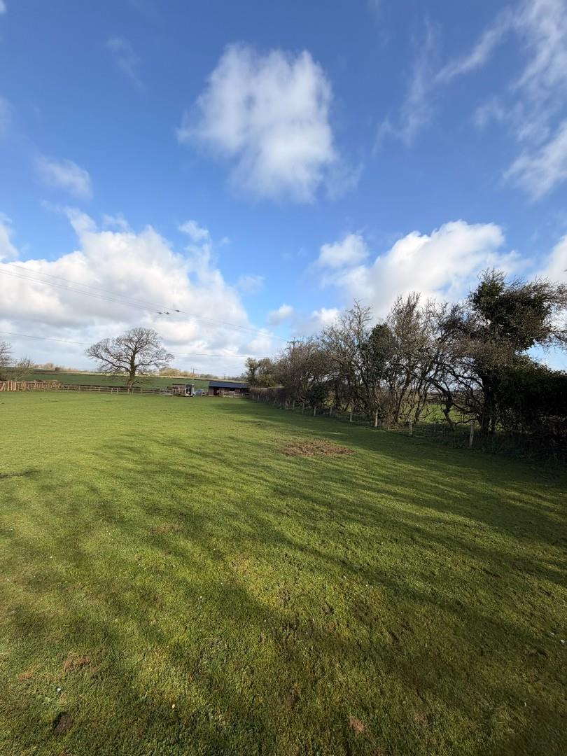 Approximately 3.394 acres of Land and Stables, Lady Mary O'Dover, Pentre Meyrick, Cowbridge CF71 7RN